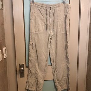 Chico’s size 3 kaki cargo pants